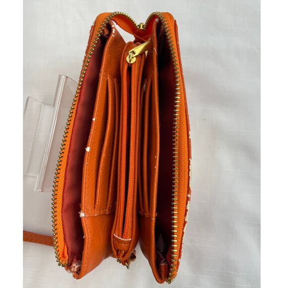 Tory Burch Orange Wristlet with Gold Logo - Picture 3 of 5
